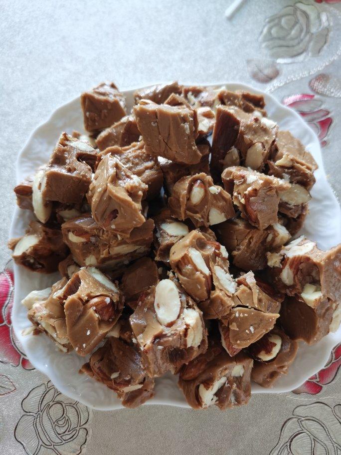 焦糖海盐杏仁太妃糖·免熬焦糖酱一次完成