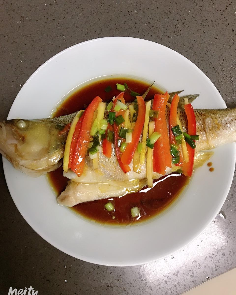 清蒸鲈鱼