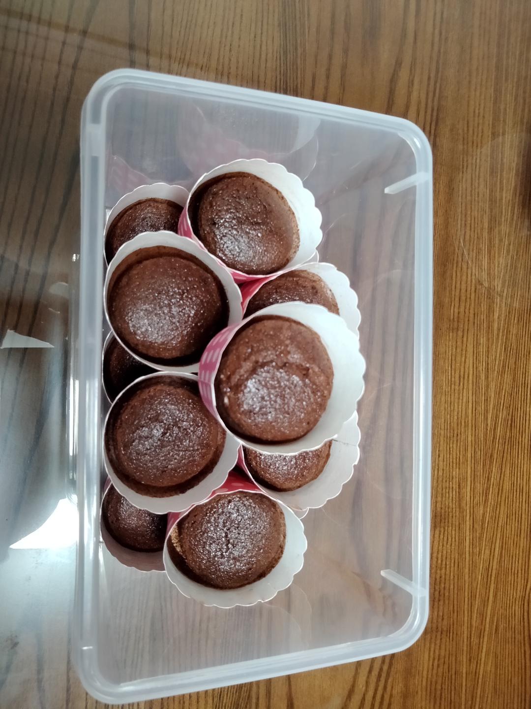 不消泡的巧克力戚风