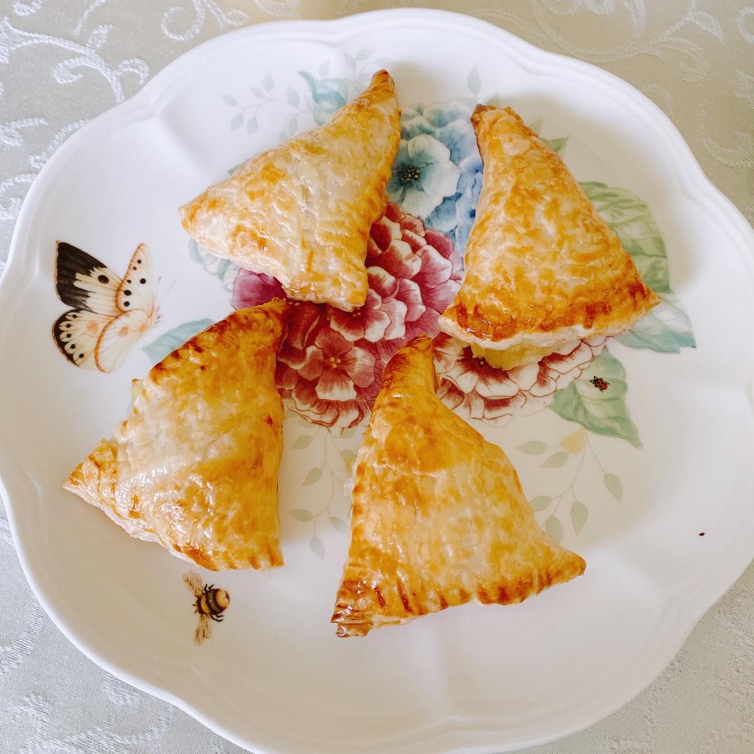 不用开酥，不用揉面，也能做香甜酥脆的苹果派