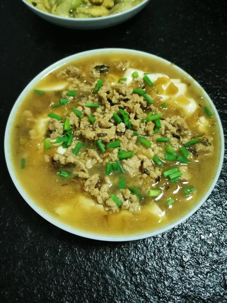 榨菜肉末蒸豆腐