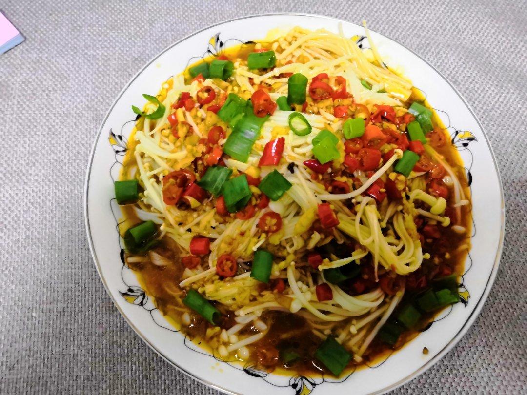 超级简单又入味的剁椒金针菇