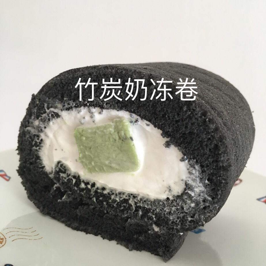 竹炭抹茶奶冻卷