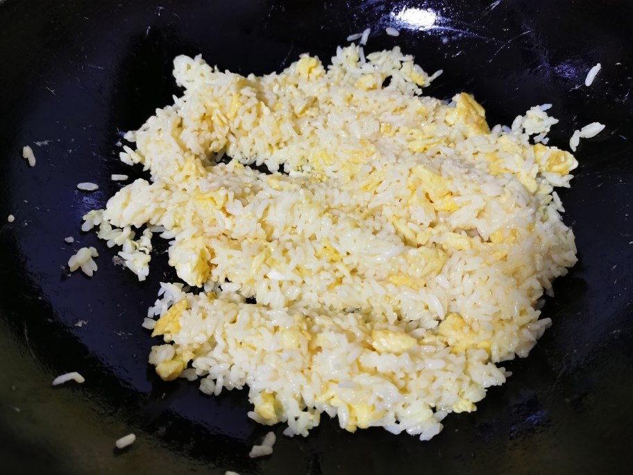 芝士火腿黄金蛋炒饭的做法 步骤5