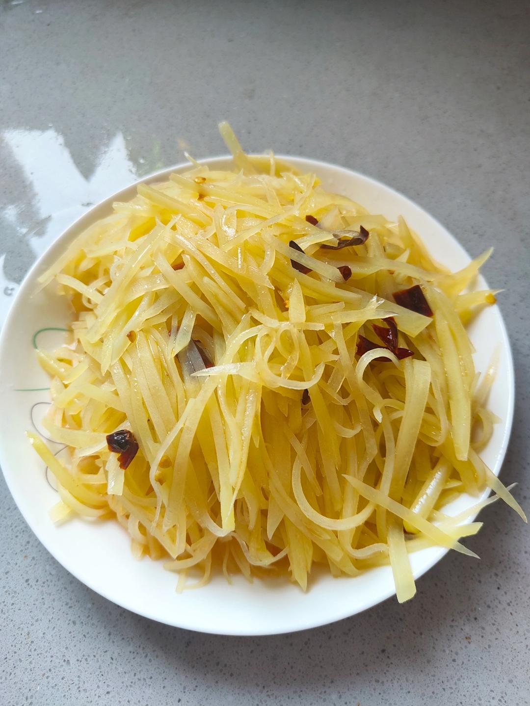 超级无敌下饭菜～酸辣土豆丝