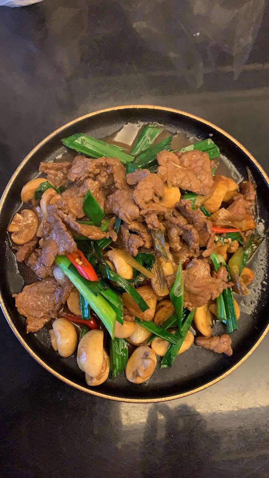 蒜香口菇牛肉粒