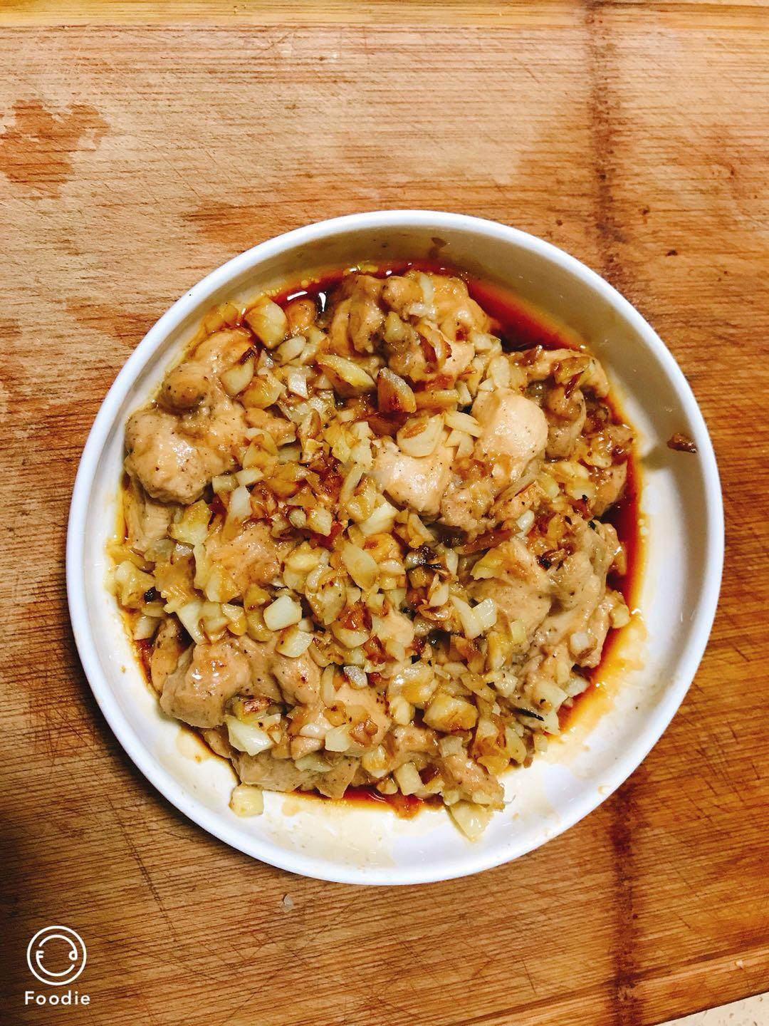 蒜蓉蒸鸡胸（鸡腿）