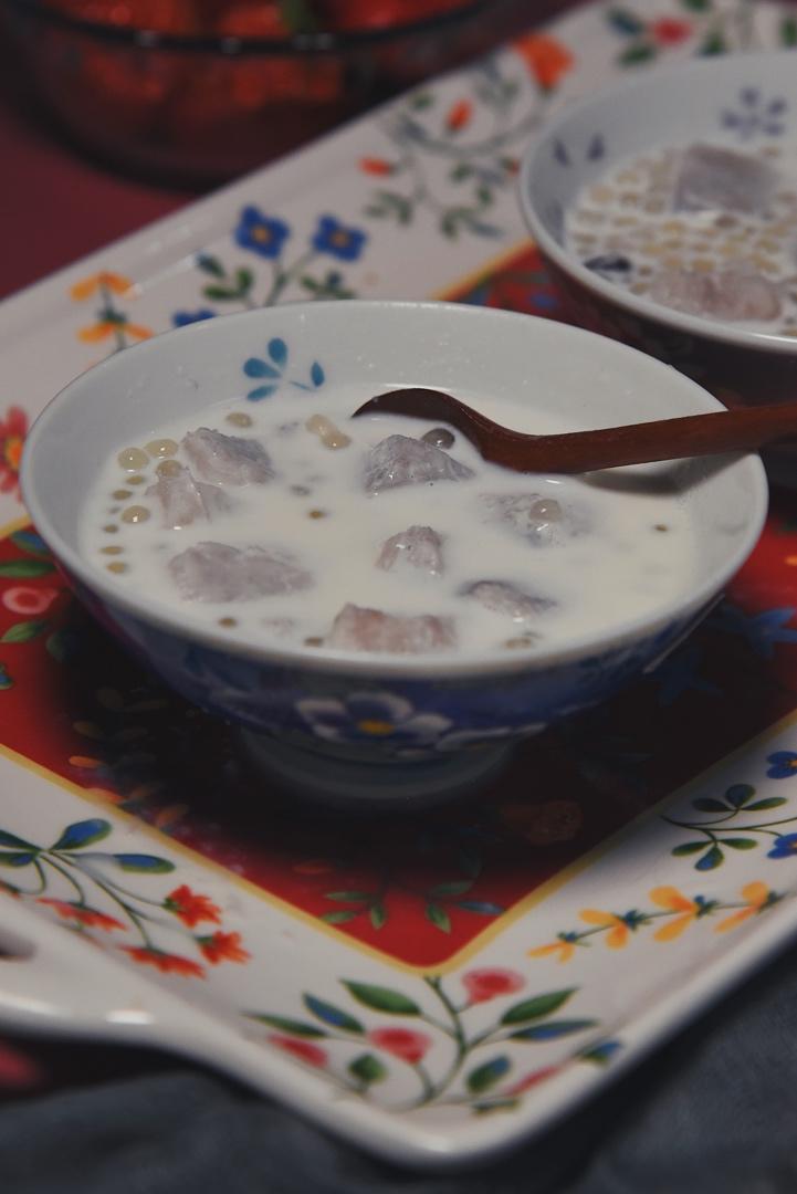 椰奶香芋西米露