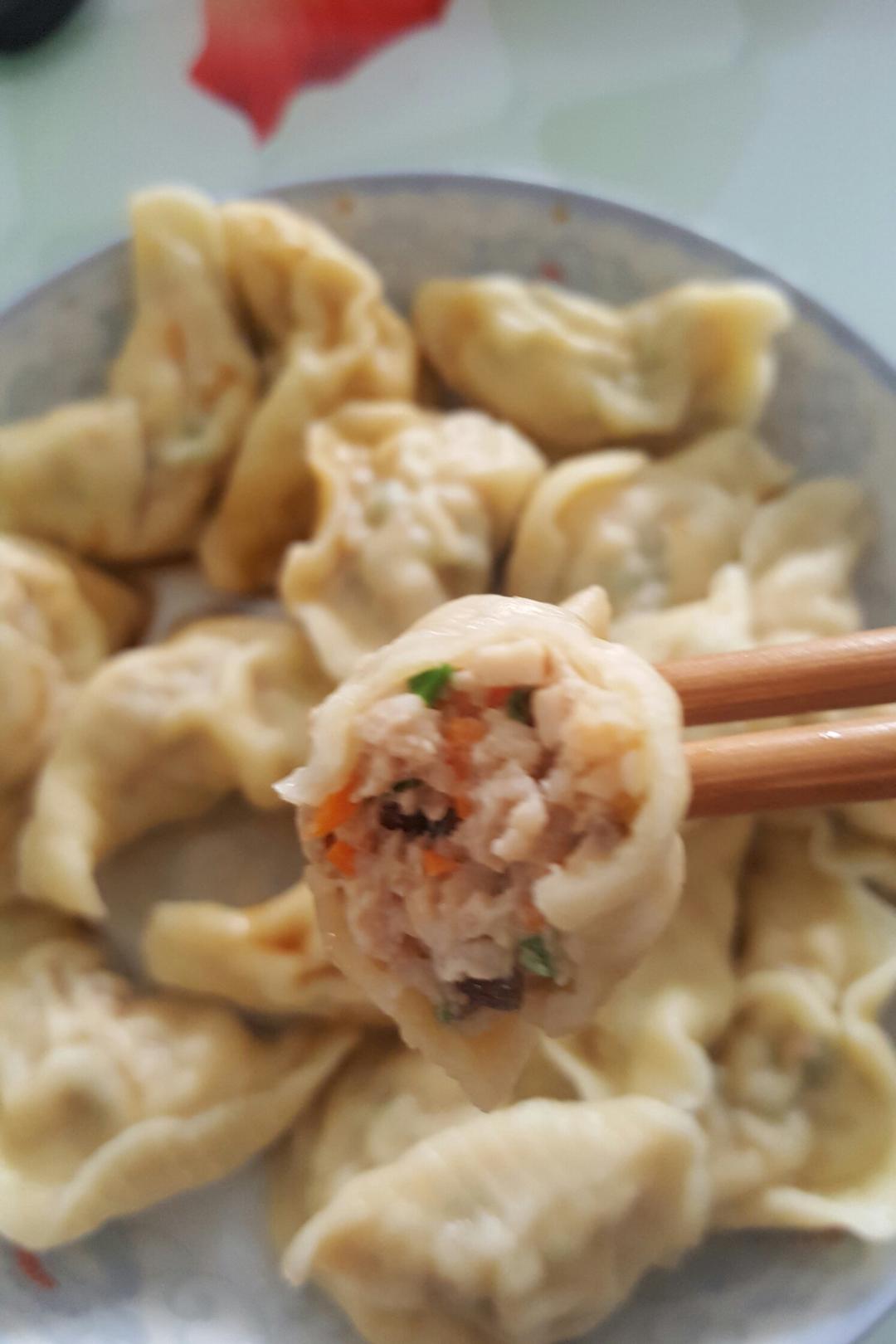胡萝卜虾仁水饺