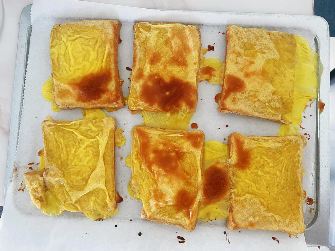 零失败快手岩烧乳酪(熔岩吐司)十分钟网红早餐，好吃哭