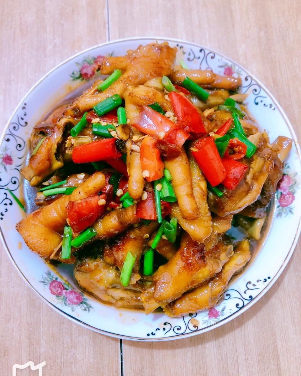香辣烧鸡爪