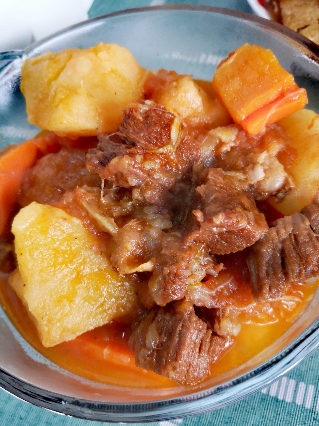 土豆炖牛肉