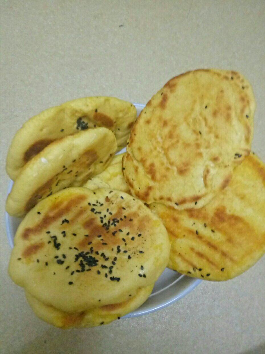 玉米面饼子