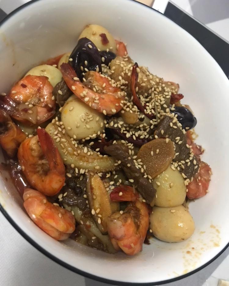 厨师长教你：“麻辣香锅”的正宗做法，看得口水直流 ！