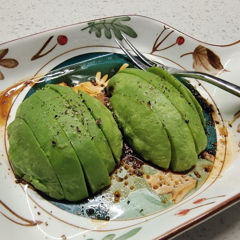 微波炉牛油果