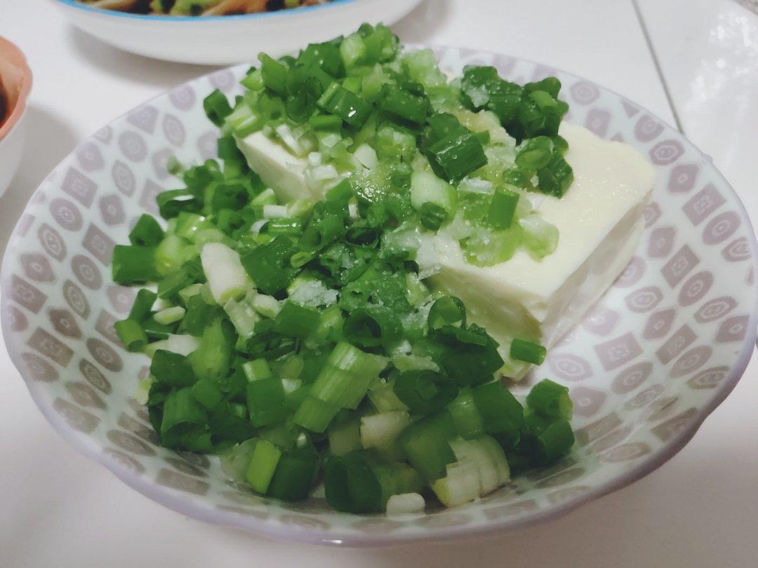 小葱拌豆腐