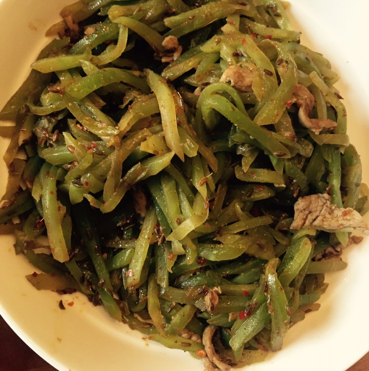 莴笋炒肉丝