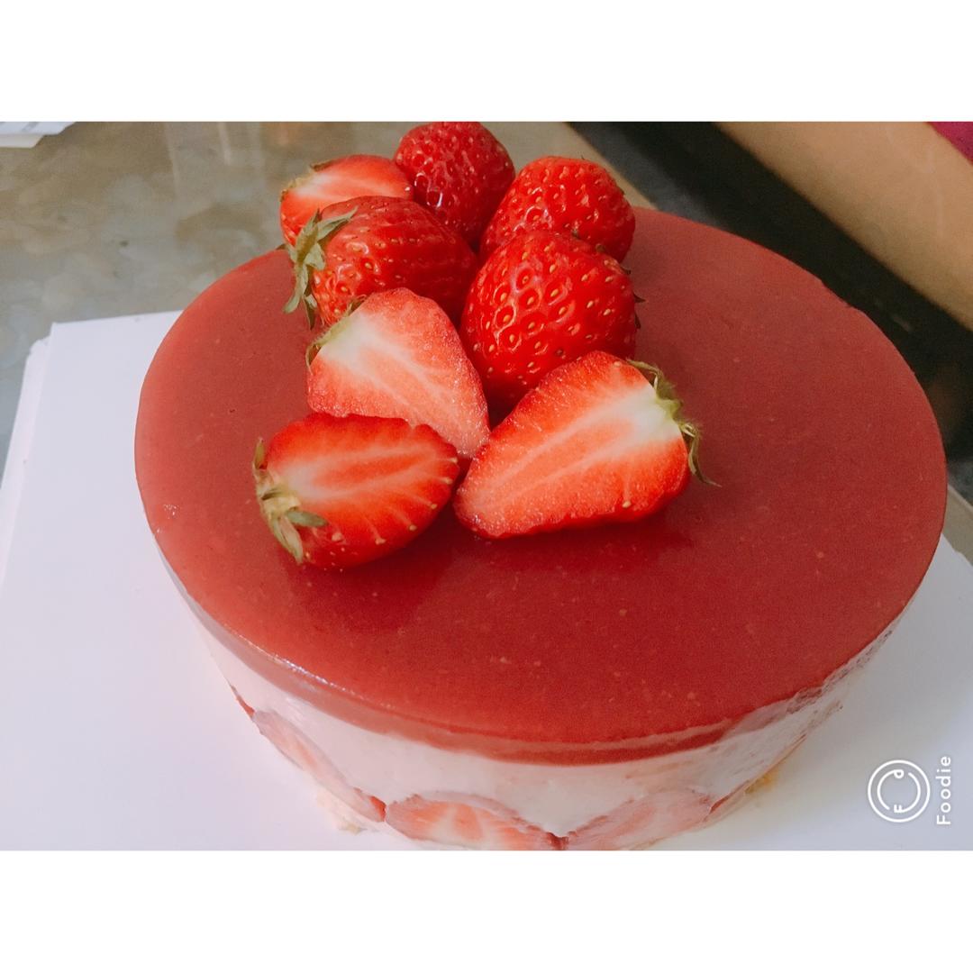巧克力草莓慕斯蛋糕