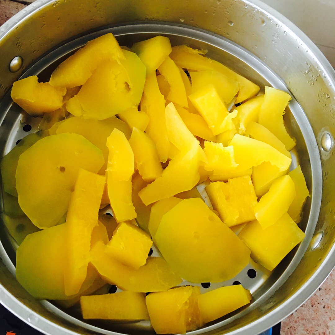 南瓜豆沙包