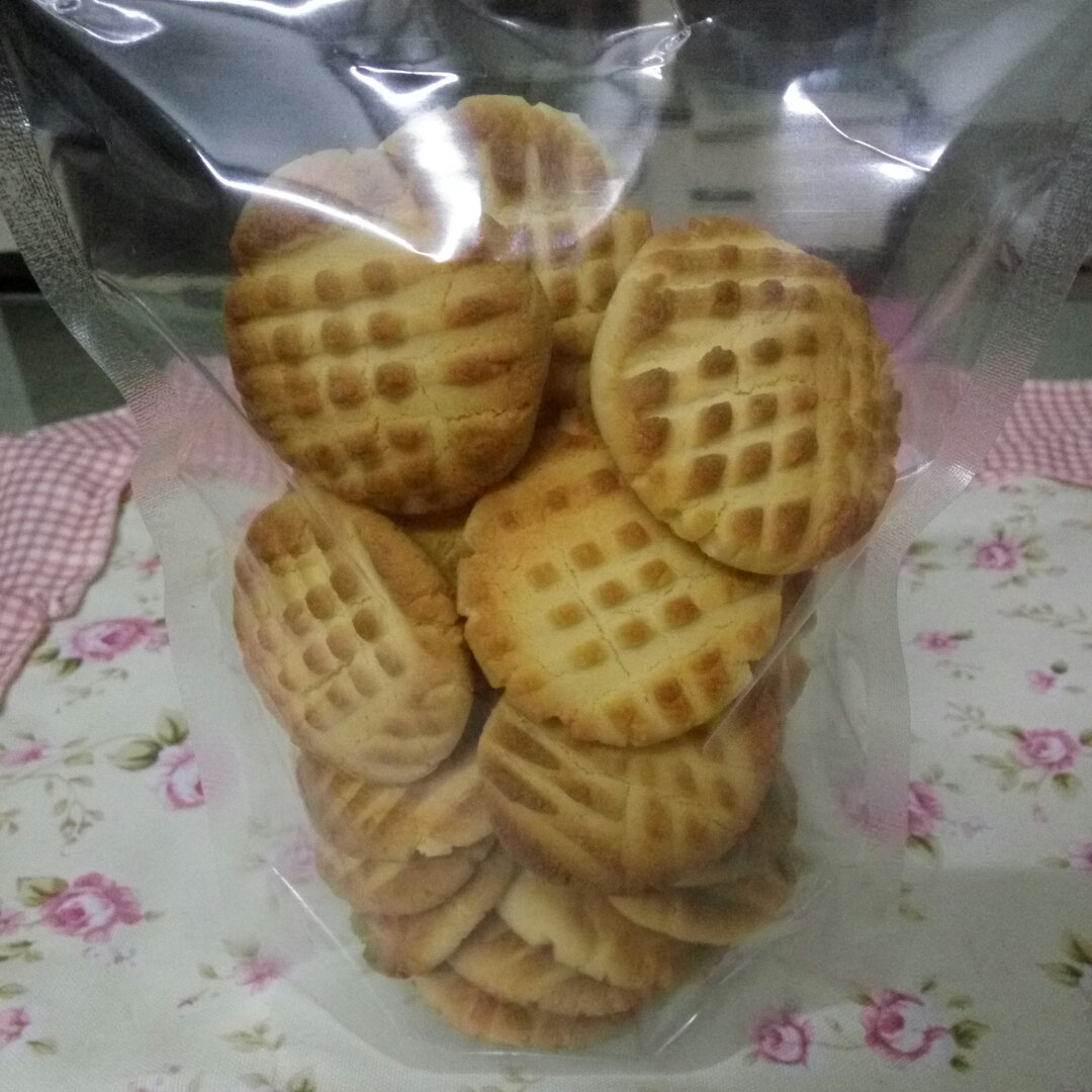 牛奶饼干