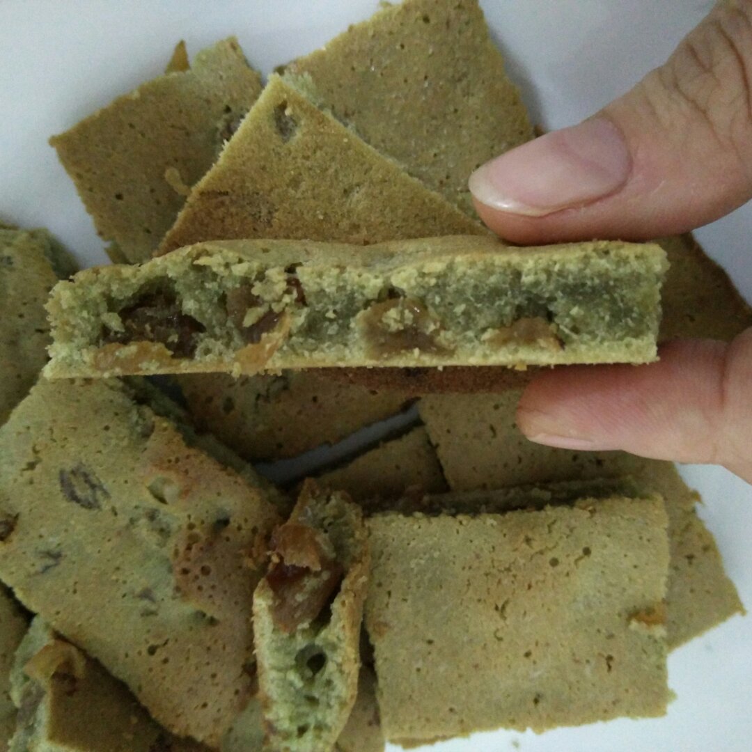 丰润的布朗尼口感-抹茶蜜红豆蛋糕