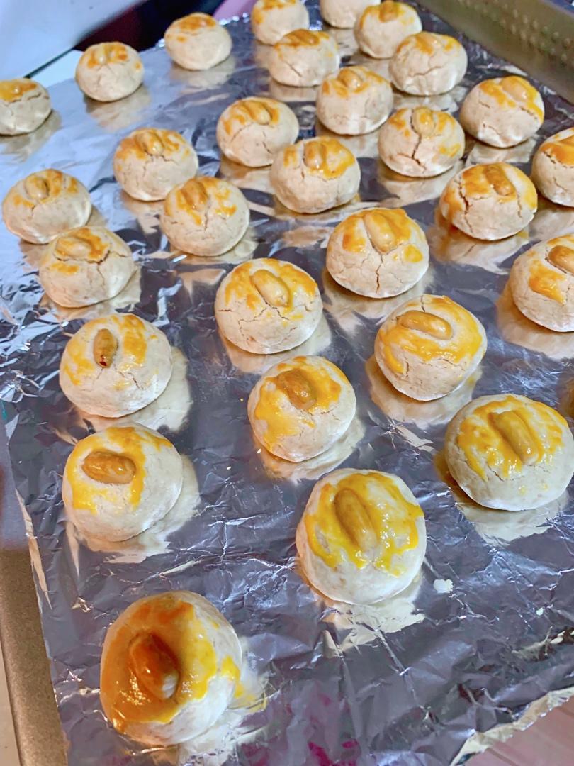 一口停不下花生酥