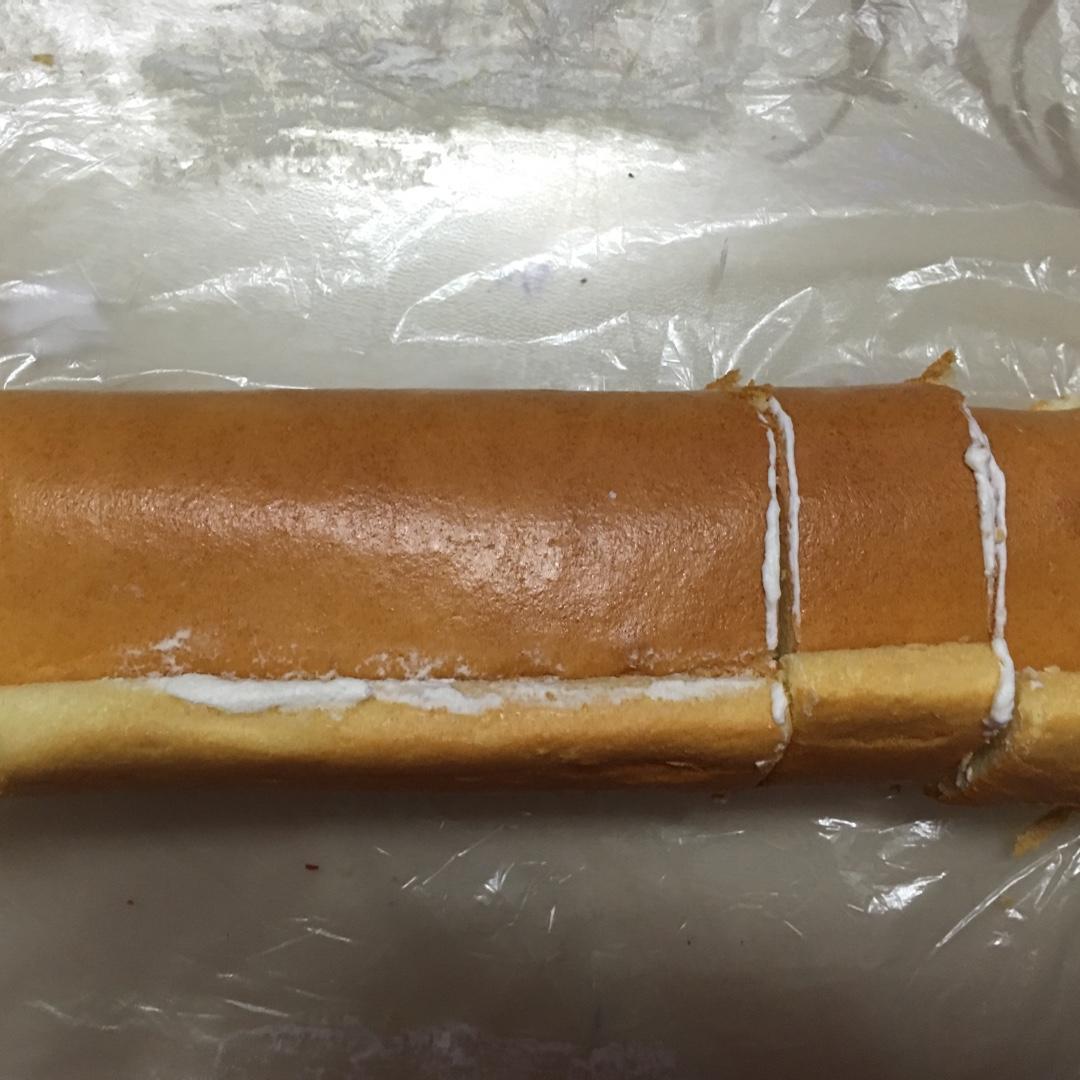 《Tinrry下午茶》教你做基础原味蛋糕卷