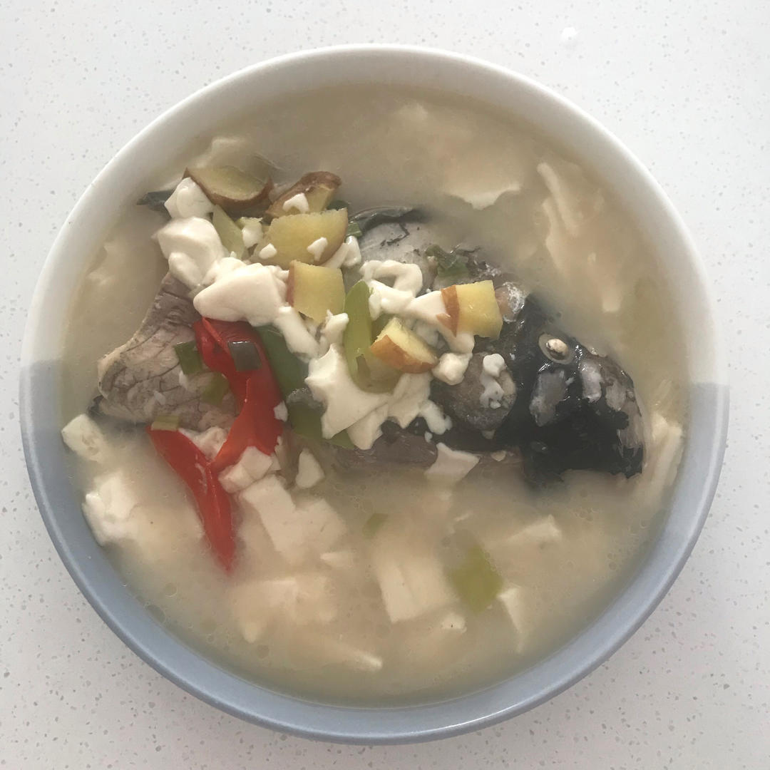 鱼头豆腐汤