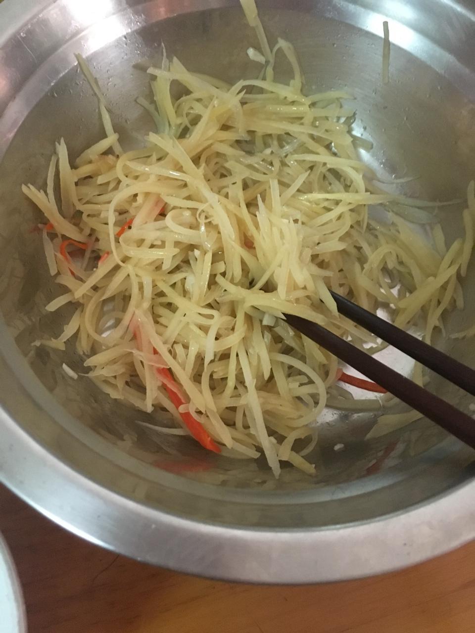 家常菜 酸辣土豆丝