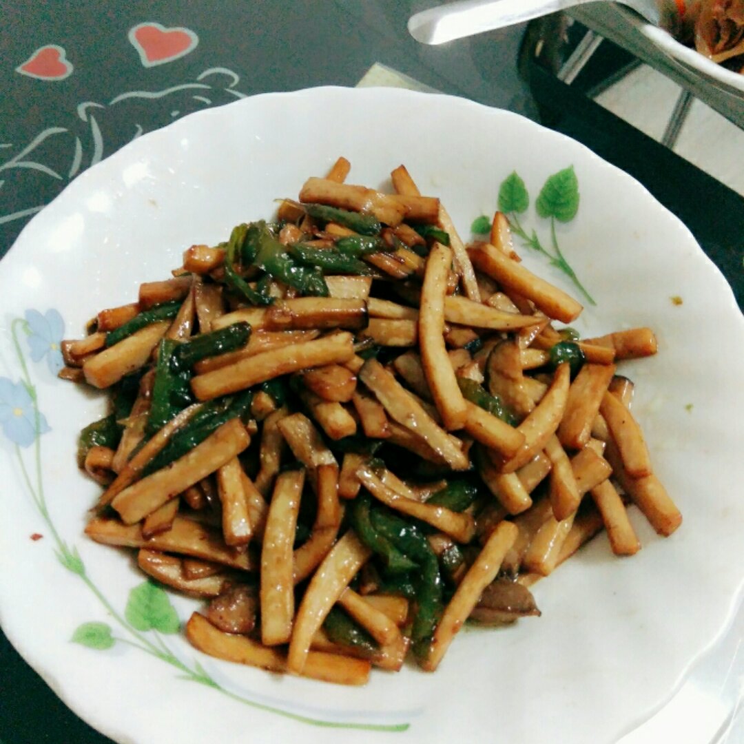 青椒素炒杏鲍菇
