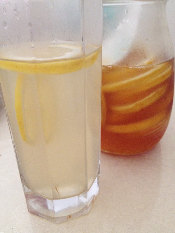 王肉肉爱下厨房做的柠檬蜂蜜水