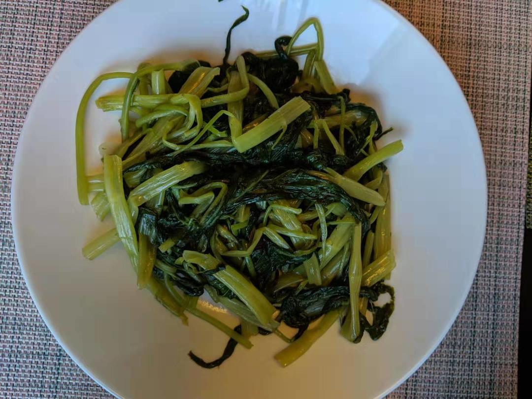 #从生菜通心菜入手教你炒出青爽脆绿的叶菜#