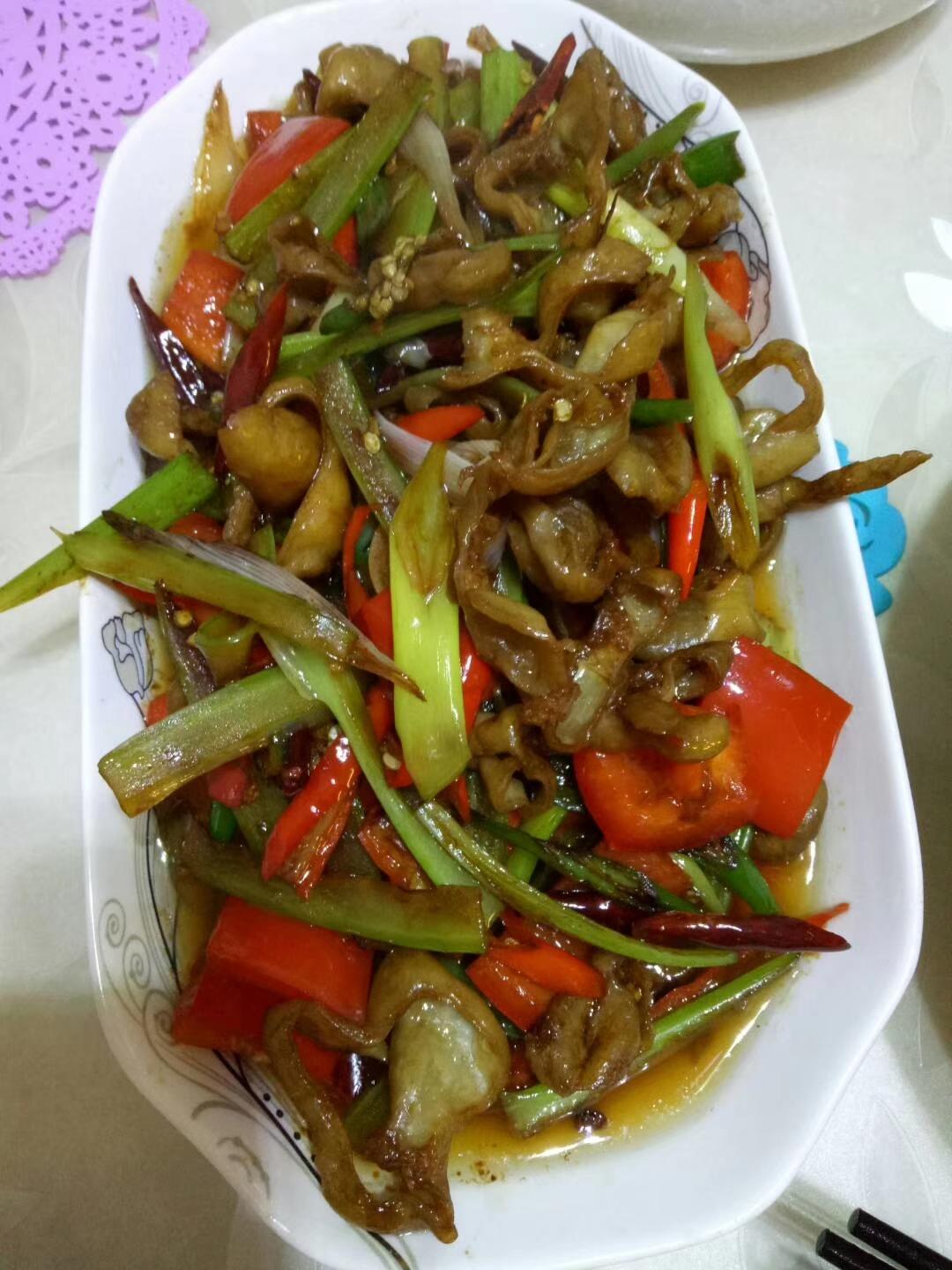 爆炒肥肠