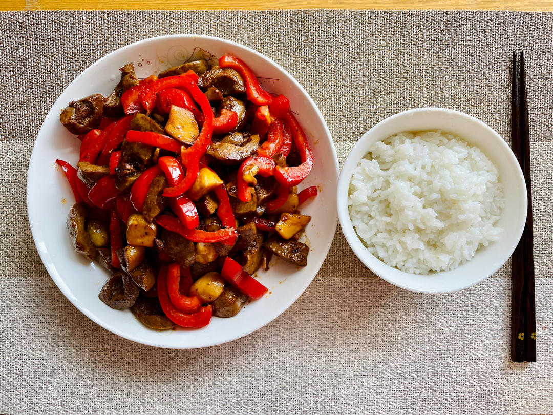 牛肉丸烧杏鲍菇