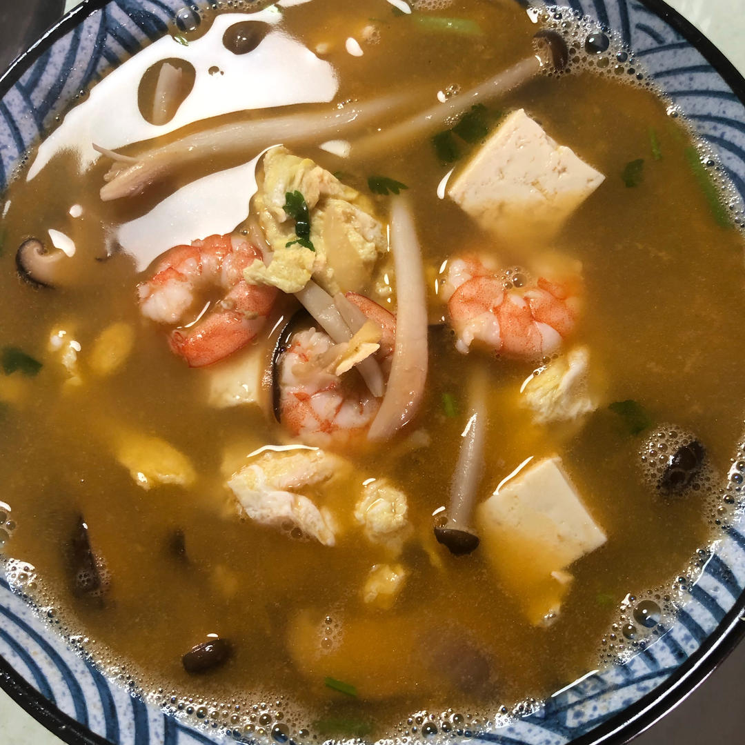 鲜味菌菇汤