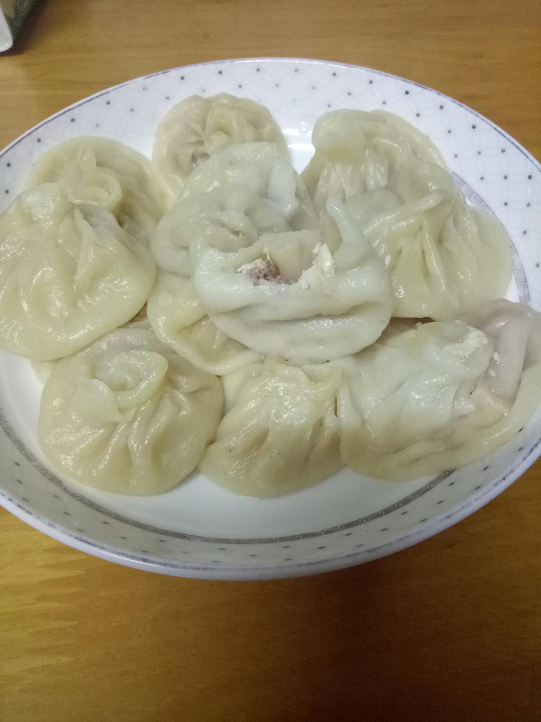 内酯嫩豆腐牛肉馅儿小笼包(一人份)