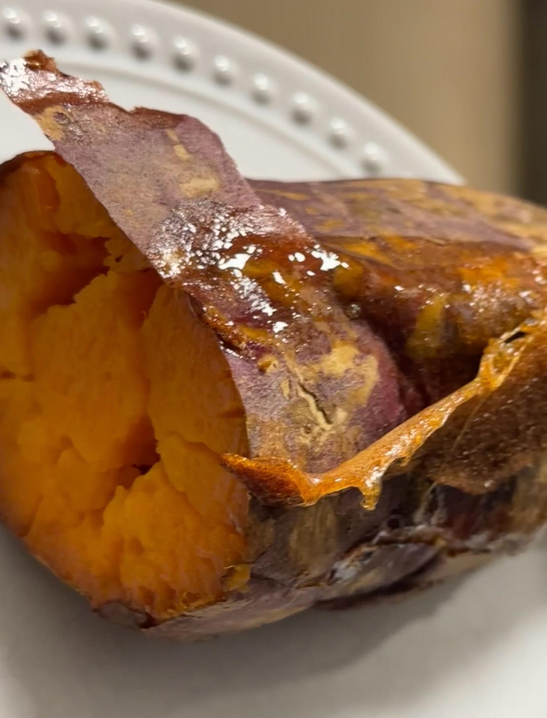 【糯唧唧的烤红薯】糖油四溢皮肉分离外糯里嫩吸溜着吃！