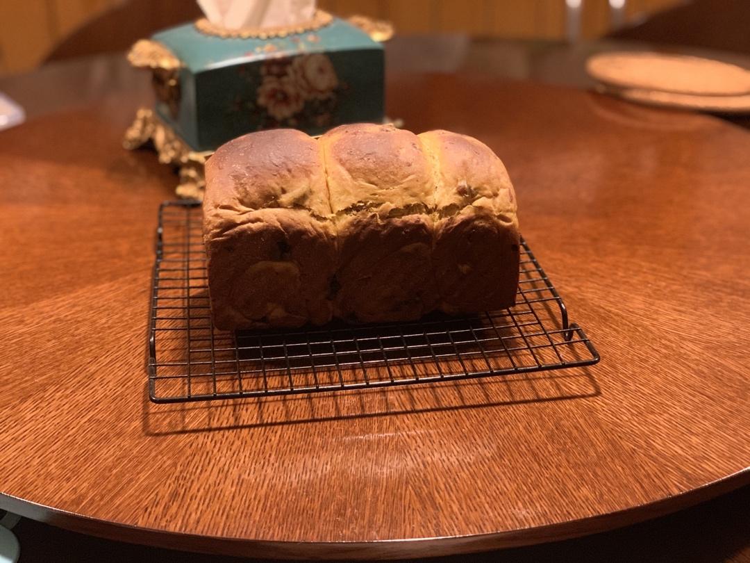 南瓜葡萄干吐司