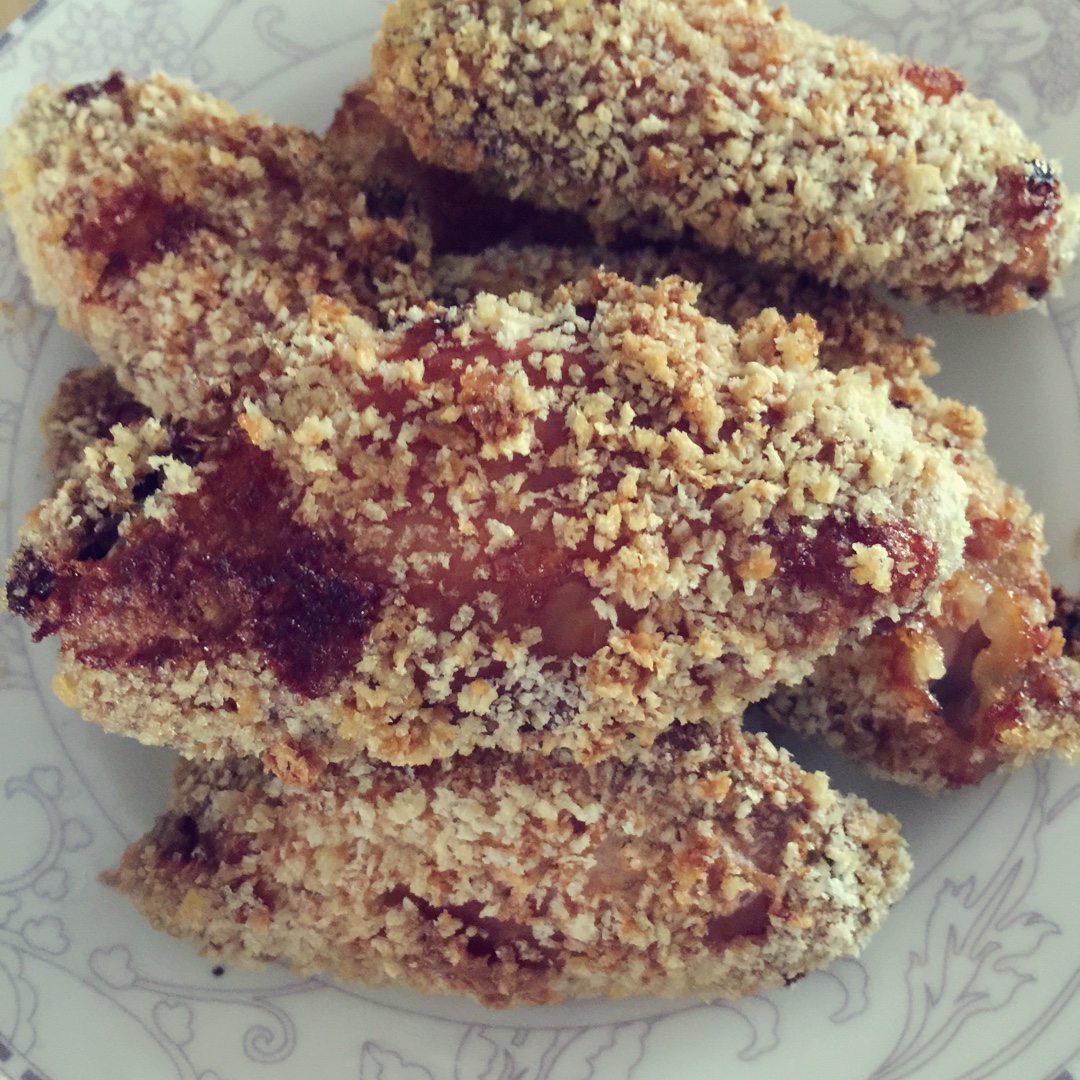 面包糠烤鸡翅