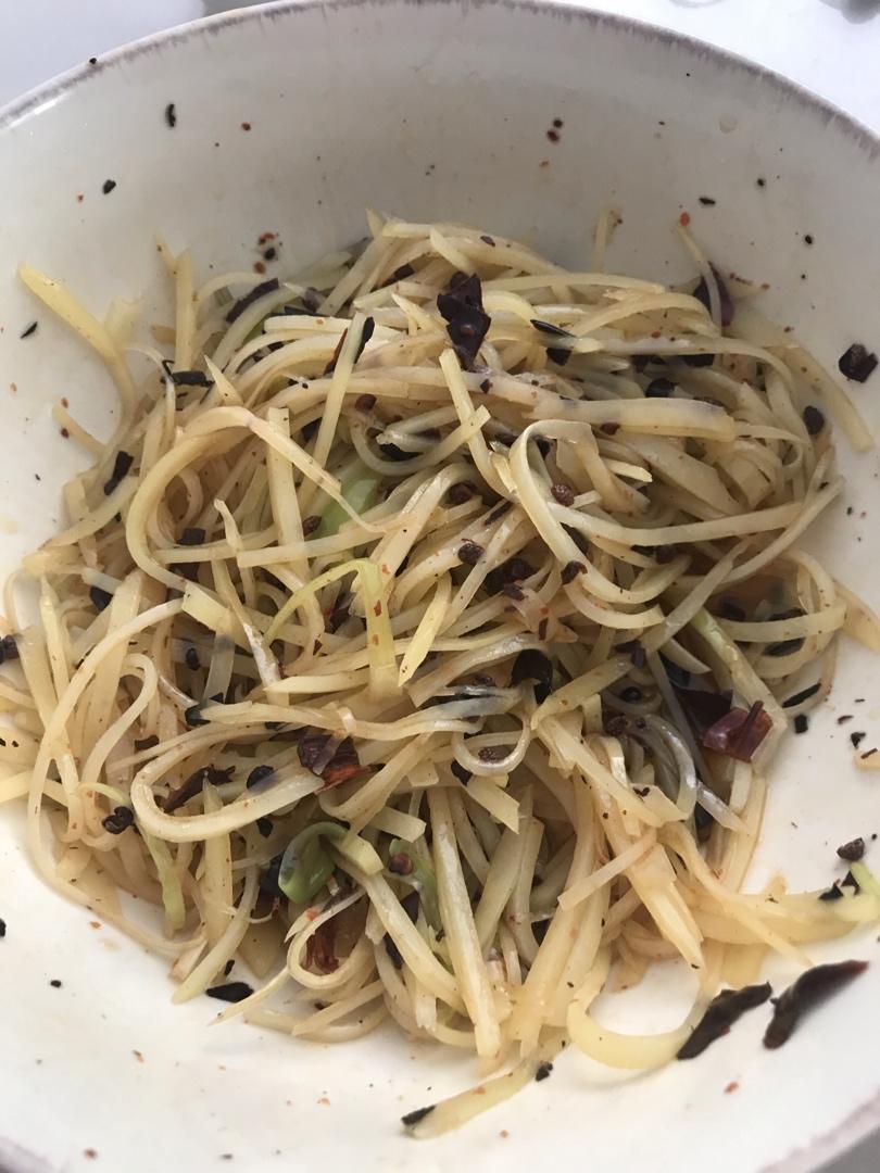 炝拌土豆丝