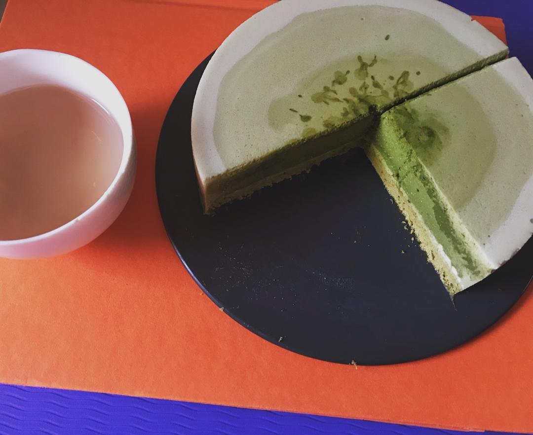 渐变抹茶慕斯蛋糕：我Amanda带着既美又作的抹茶甜点又来了！【曼食慢语】