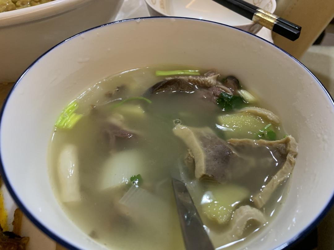 羊杂汤