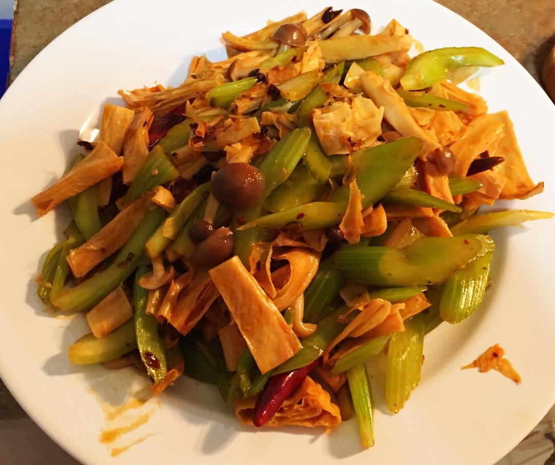 素炒腐竹
