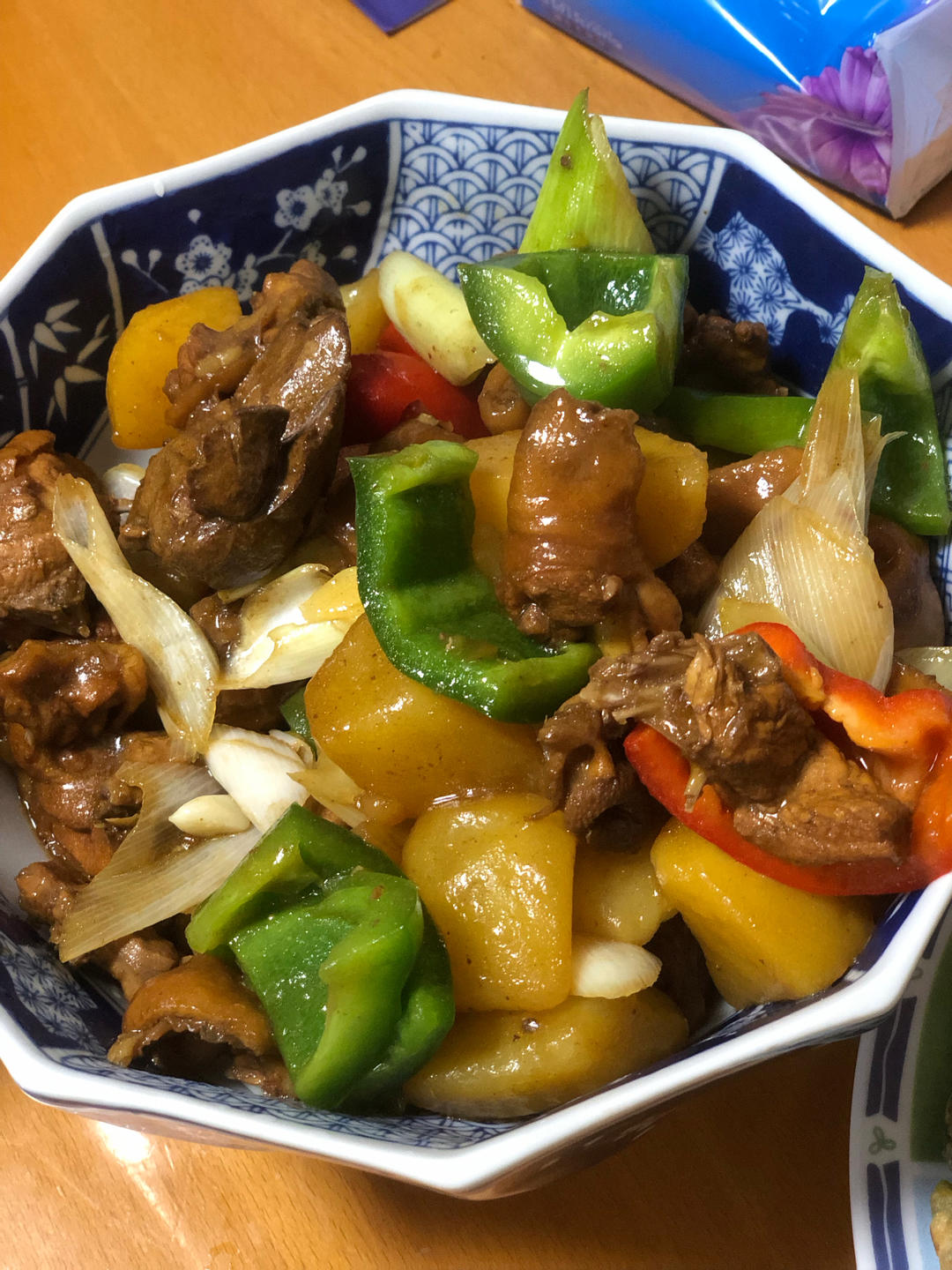 新疆大盘鸡无需争议