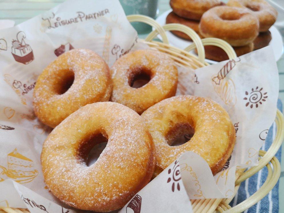 超级好吃的油炸甜甜圈