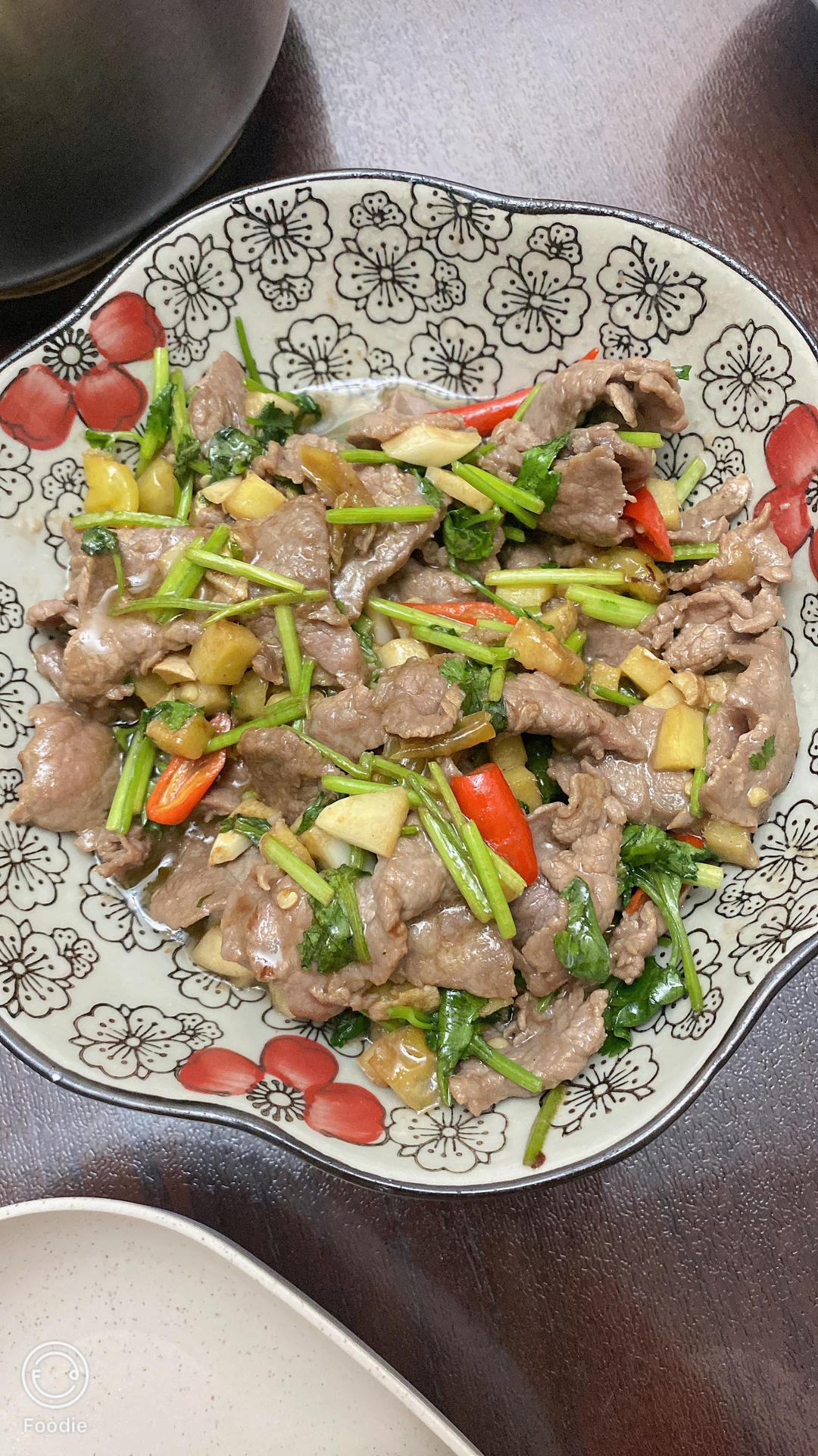 小炒黄牛肉，肉嫩味香！太好吃了简直是米饭杀手！