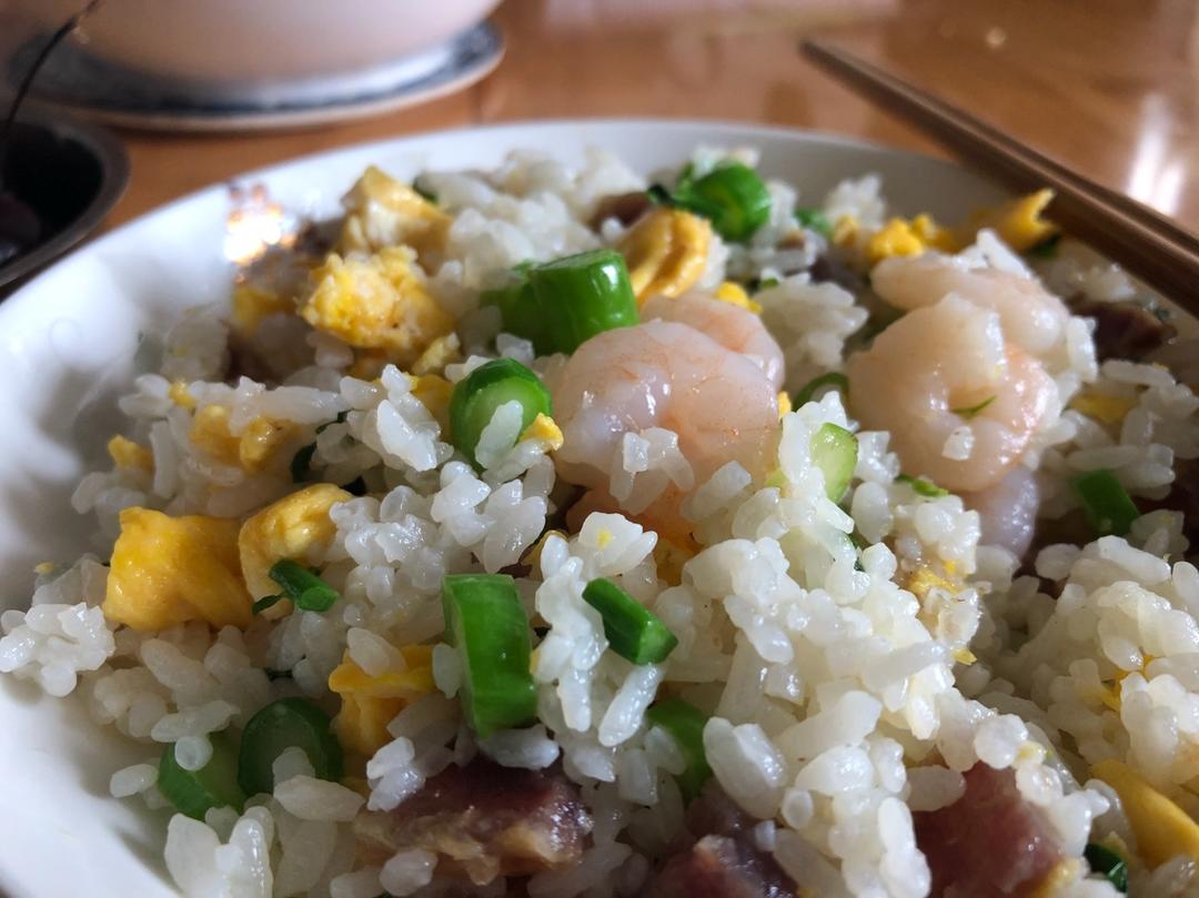 黃油蝦仁芥菜炒臘腸飯