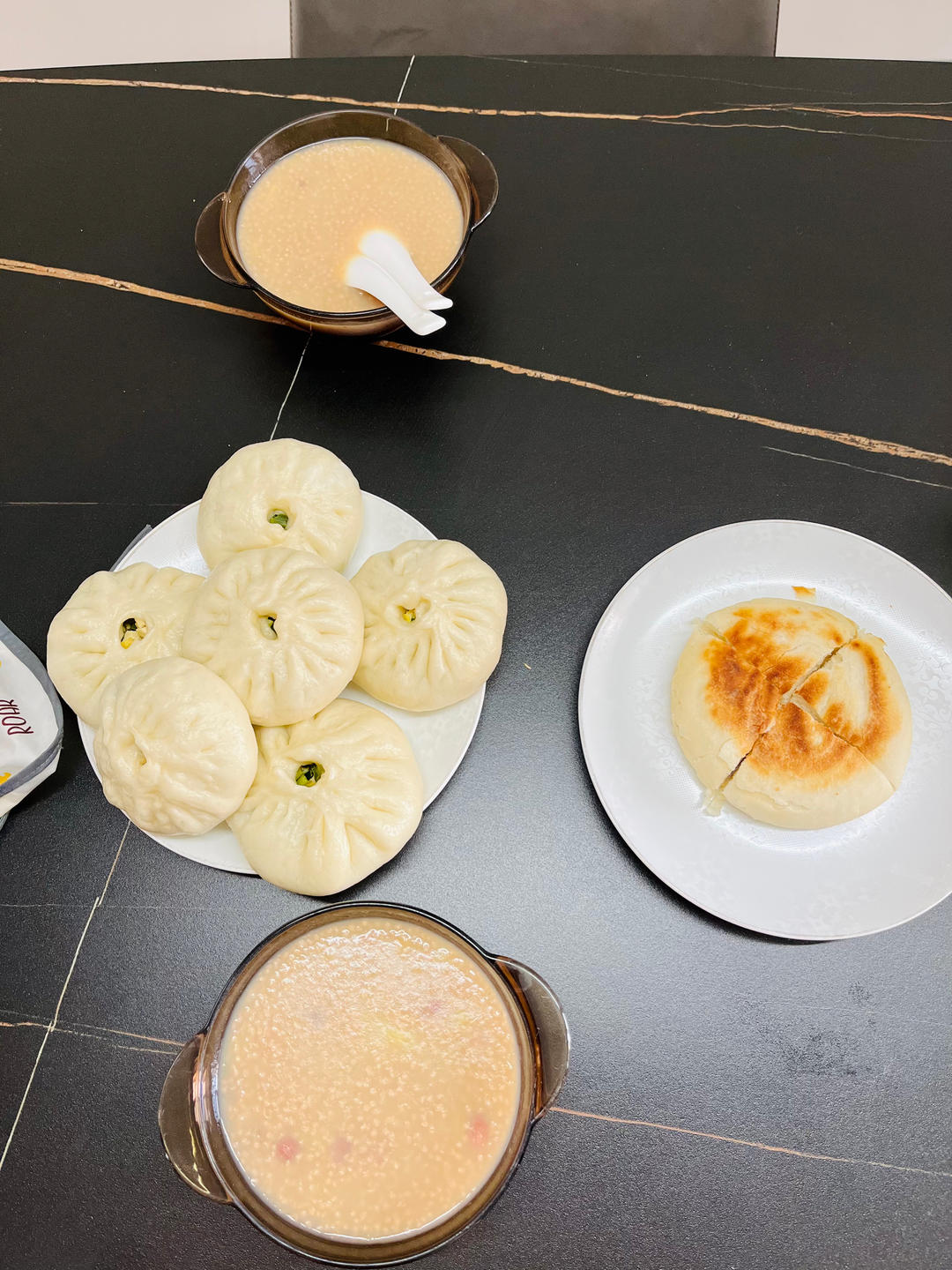韭菜鸡蛋豆腐馅儿包子