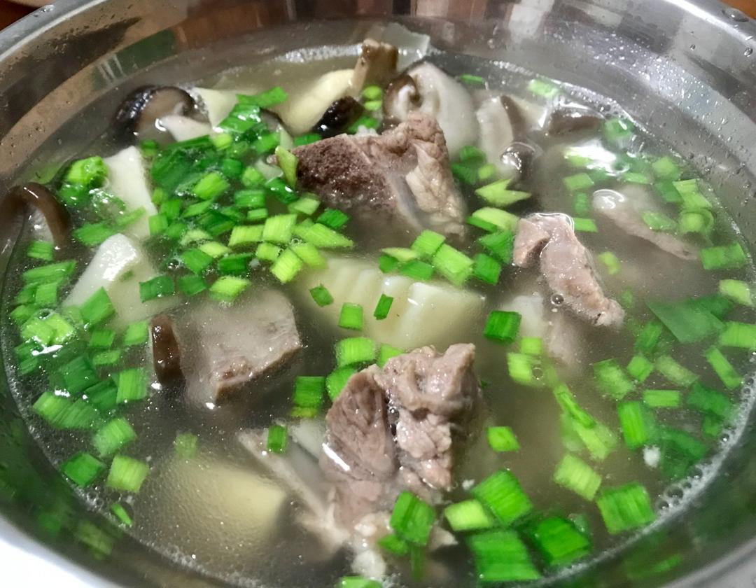 竹笋排骨汤