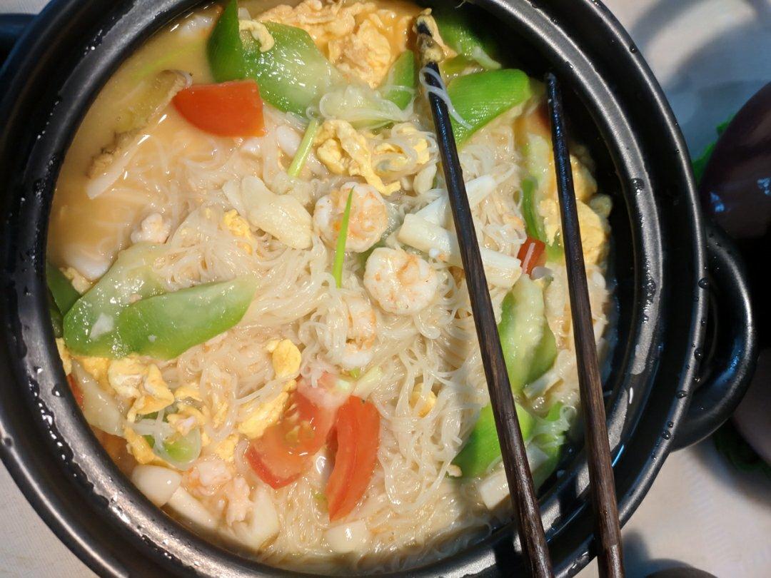 鲜虾丝瓜鸡蛋面